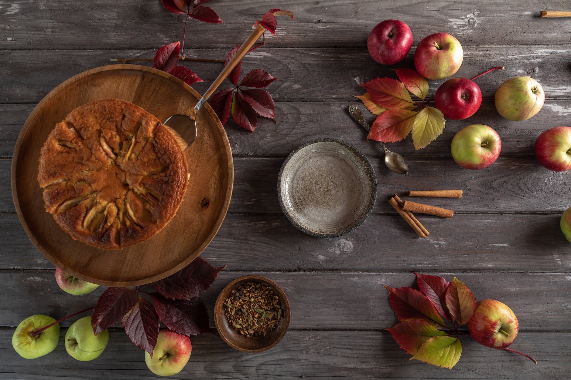 photo of an apple pie