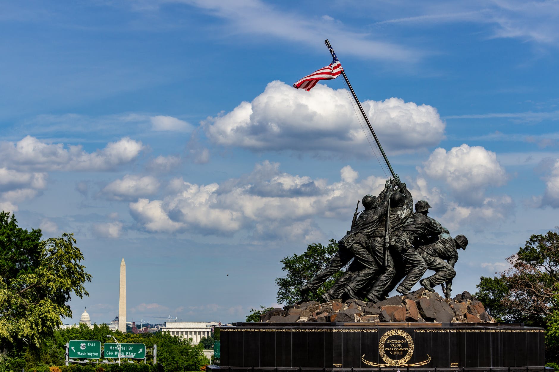 the united states marine corps war memorial